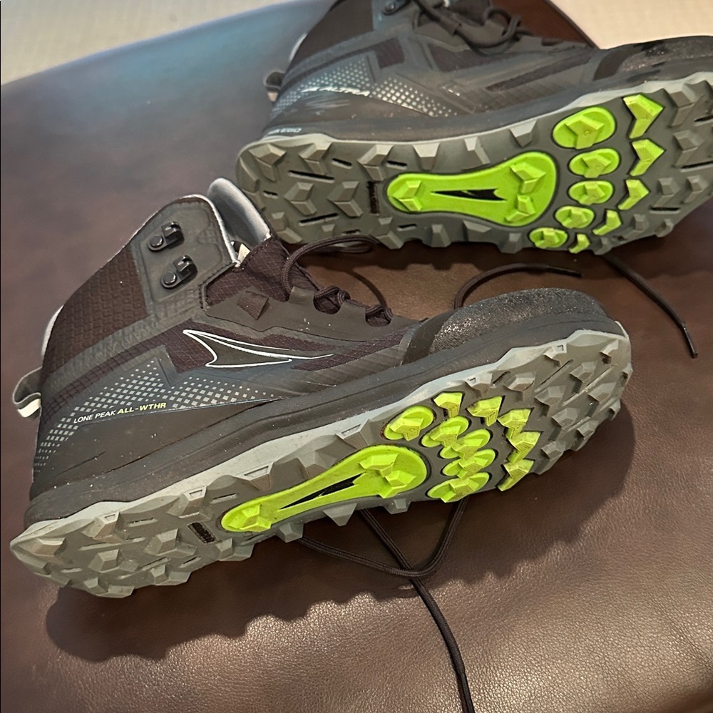 Altra Black and Gray Lace Up Boots - Picture 8 of 9